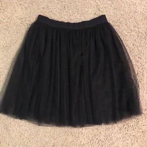 Lauren Conrad Black skirt with netting